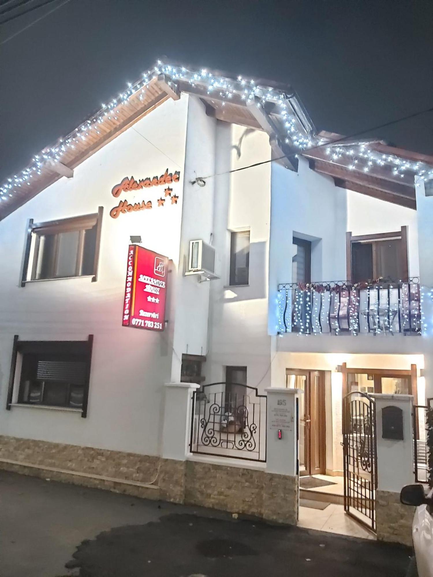 Alexander House Hotel Deva Exterior foto